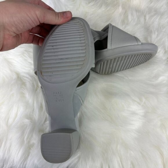 Naturalizer Genn Rhythm Mule Sandals in Grey - Picture 7 of 7